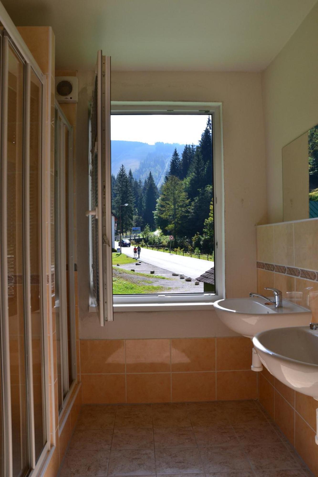 Hostel Fortuna Špindlerŭv Mlýn Buitenkant foto