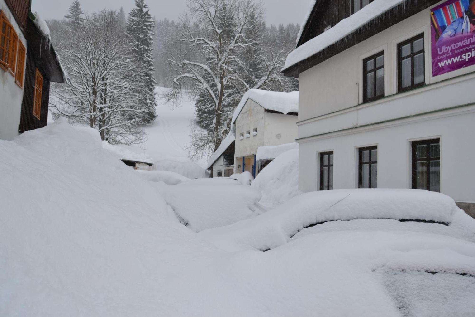 Hostel Fortuna Špindlerŭv Mlýn Buitenkant foto