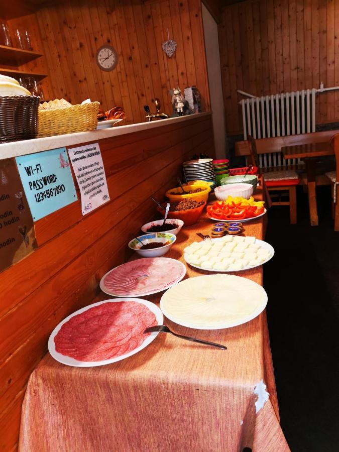 Hostel Fortuna Špindlerŭv Mlýn Buitenkant foto